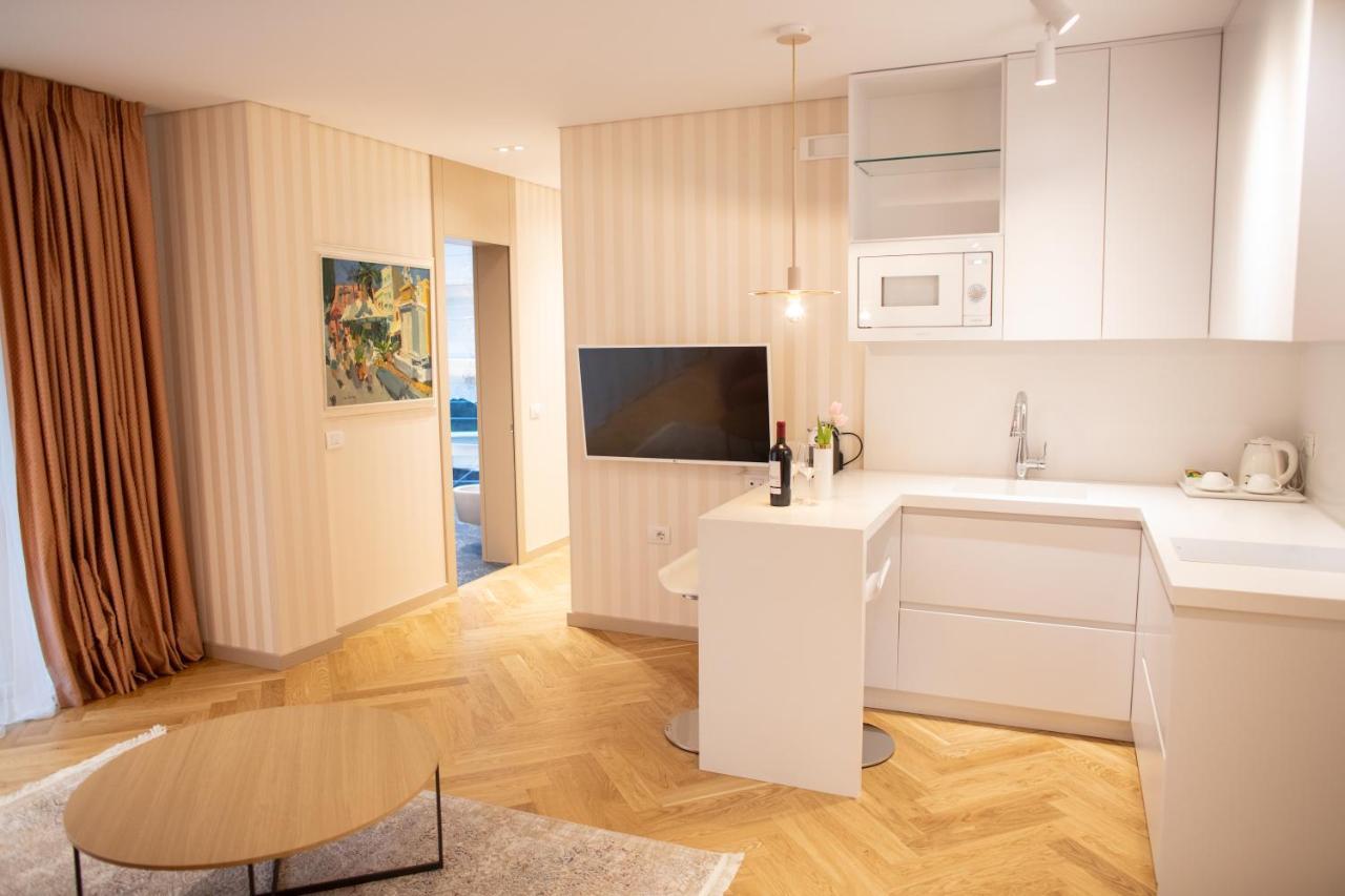 Seven Luxury Suites Tiran Dış mekan fotoğraf
